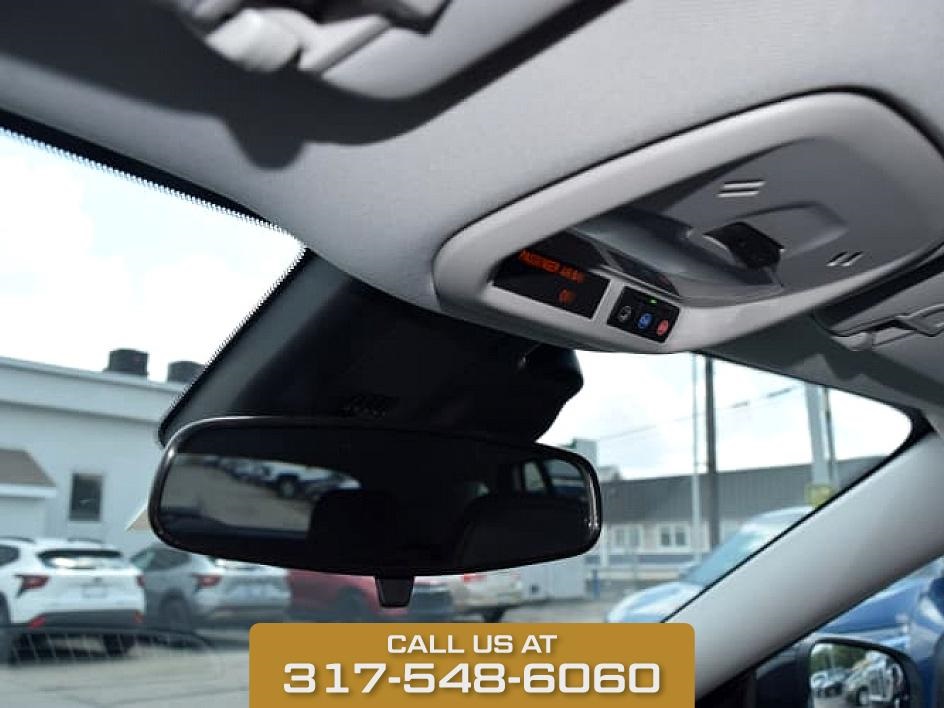 2025 Summit White Chevrolet Trax ACTIV FWD SUV