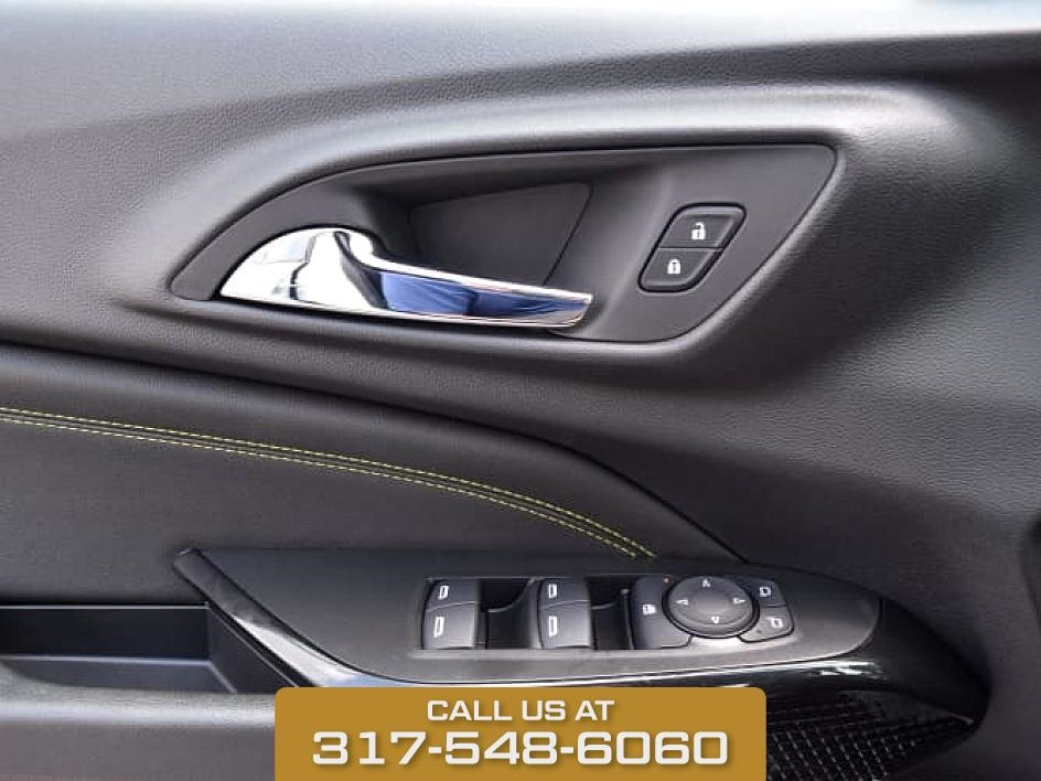 2025 Summit White Chevrolet Trax ACTIV FWD SUV