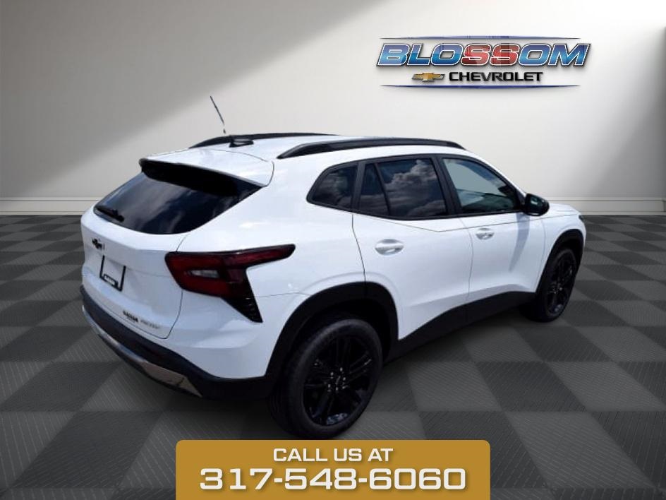 2025 Summit White Chevrolet Trax ACTIV FWD SUV