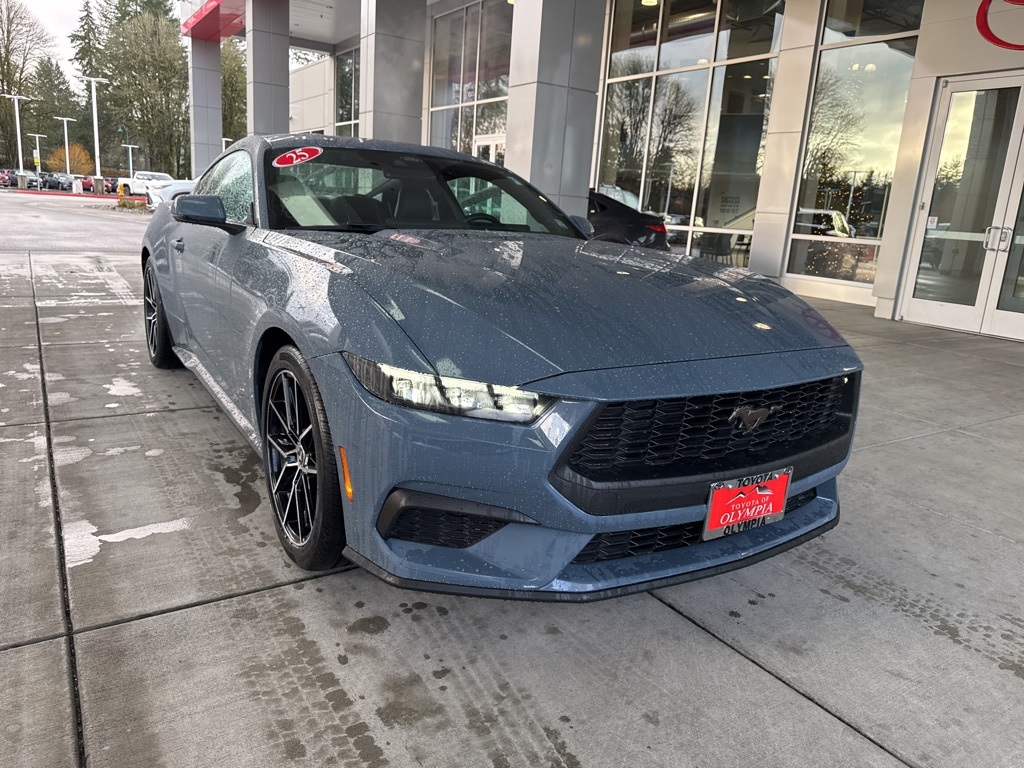 2025 Ford Mustang EcoBoost Premium's photo