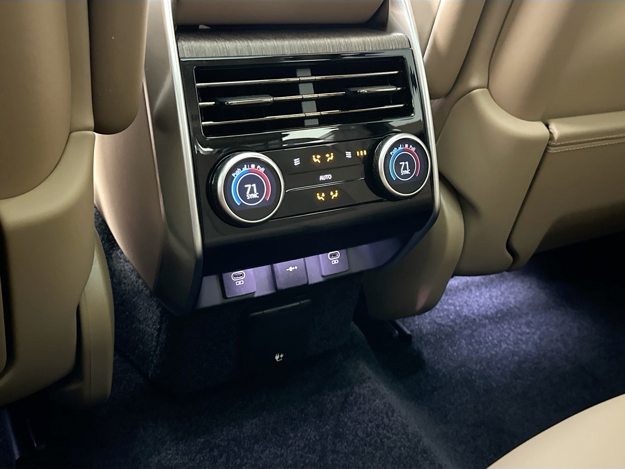 used 2025 Land Rover Range Rover car, priced at $162,998