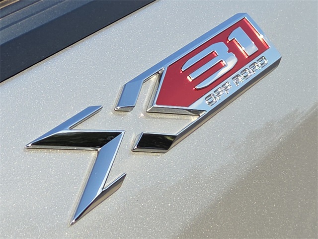2022 Gmc Sierra 1500 SLT photo 10