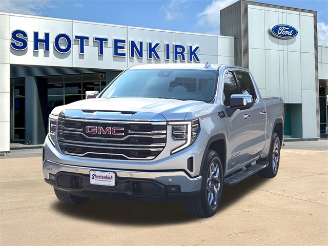 2022 Gmc Sierra 1500 SLT photo 3