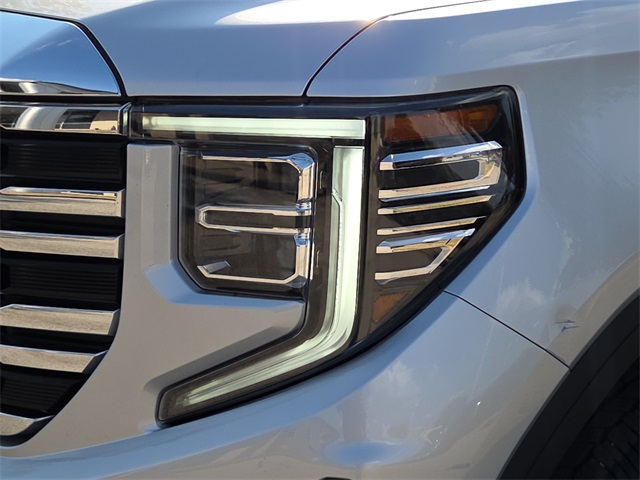 2022 Gmc Sierra 1500 SLT photo 4