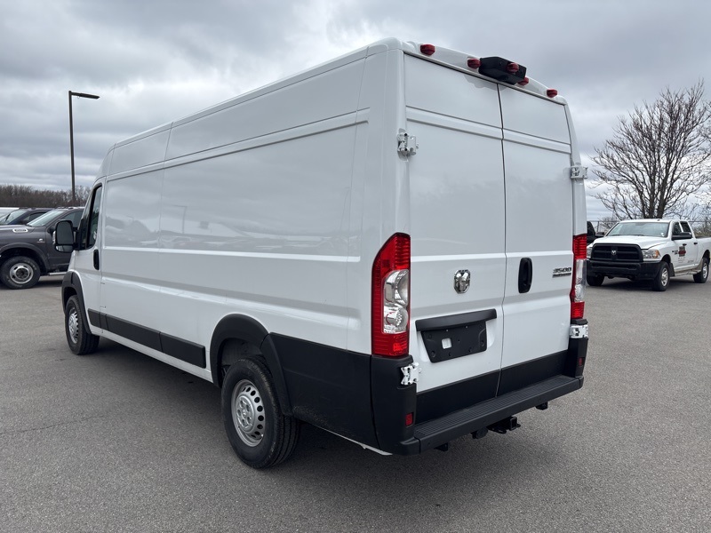 2024 Ram ProMaster 3500 photo 4
