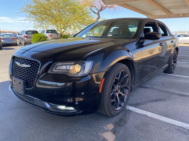216042019 Chrysler 300 S