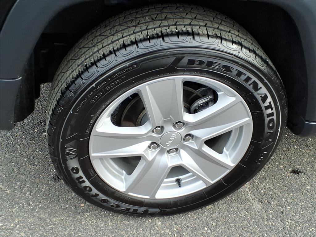 used 2022 Jeep Compass car, priced at $19,901