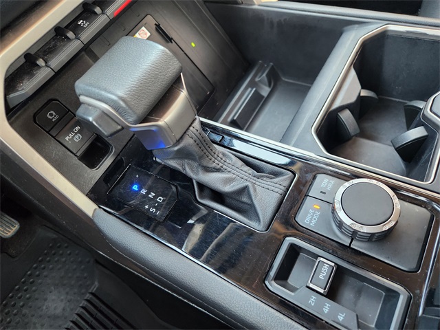 2023 Toyota Tundra Limited photo 17