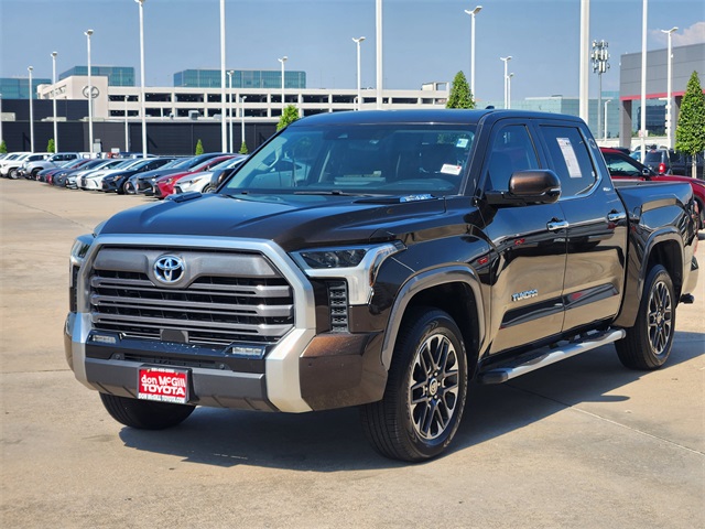 2023 Toyota Tundra Limited photo 2