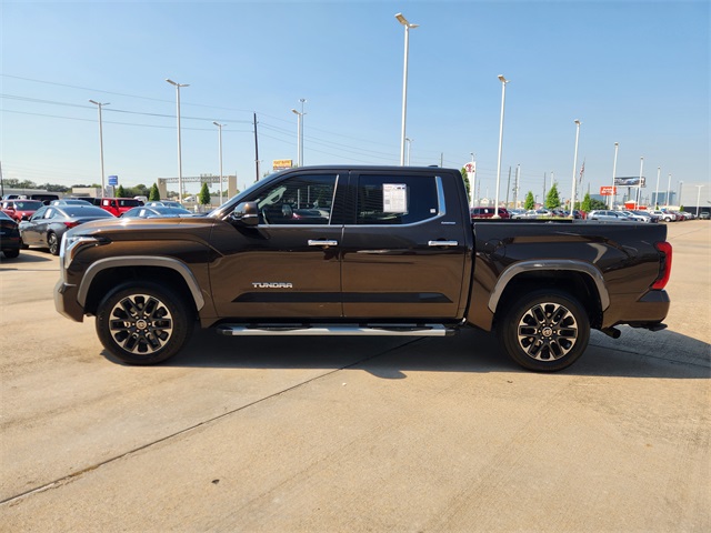 2023 Toyota Tundra Limited photo 3