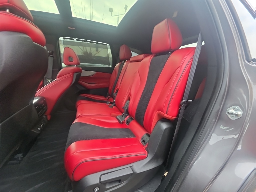 used 2022 Acura MDX car, priced at $33,895