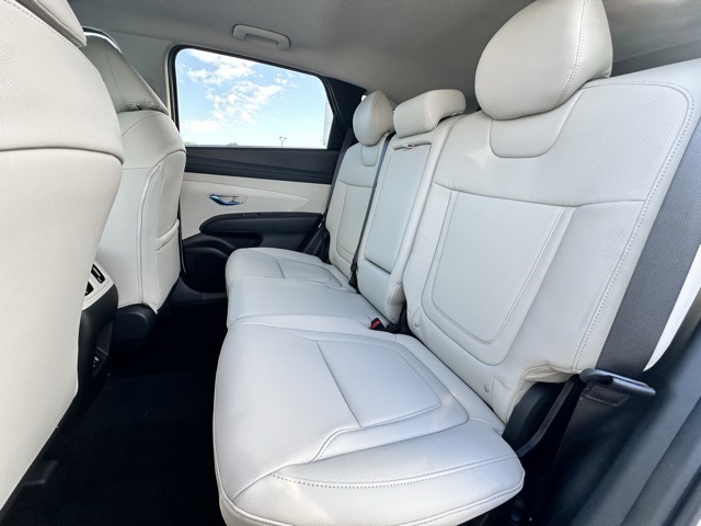 2025 White Pearl Hyundai Tucson SEL Convenience AWD SUV