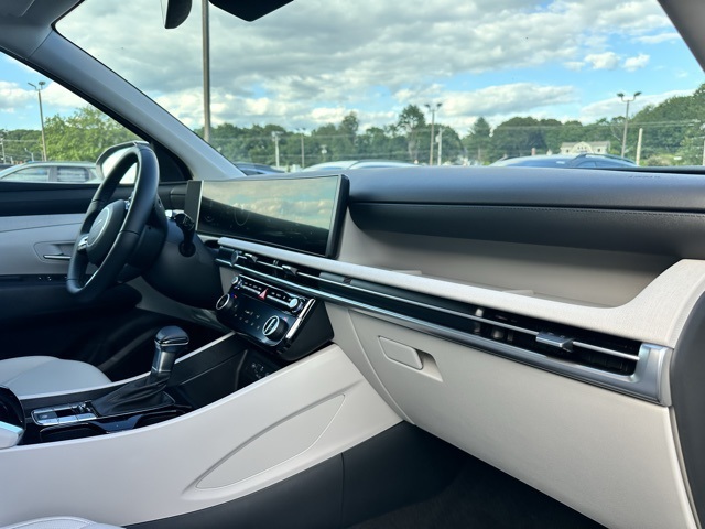 2025 White Pearl Hyundai Tucson SEL Convenience AWD SUV