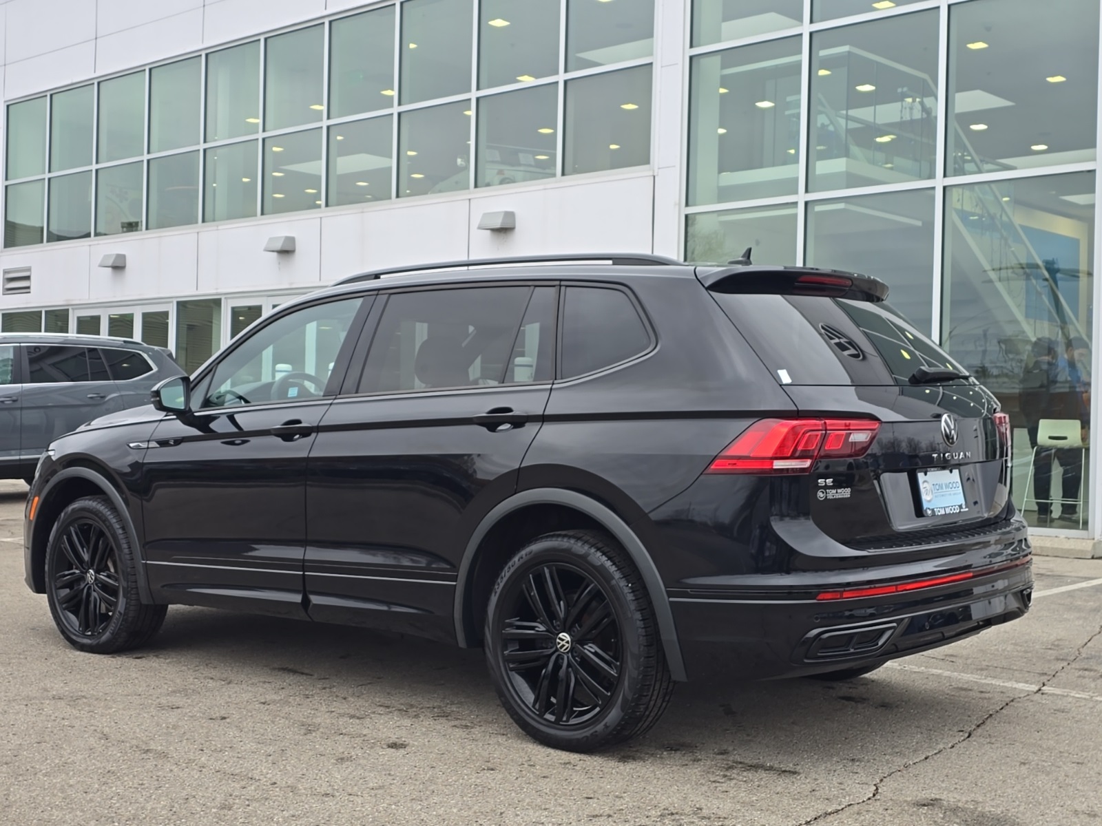 used 2022 Volkswagen Tiguan car, priced at $25,500