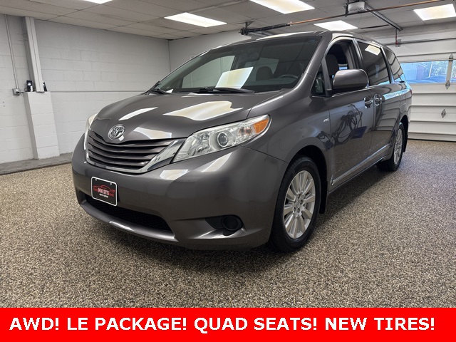 2017 Toyota Sienna LE