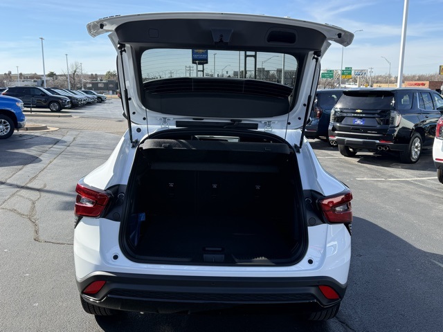 new 2026 Chevrolet Trax car, priced at $28,885