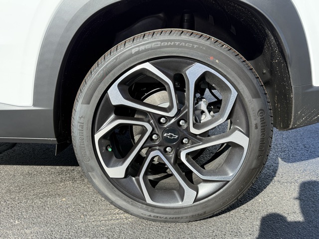 new 2026 Chevrolet Trax car, priced at $28,885