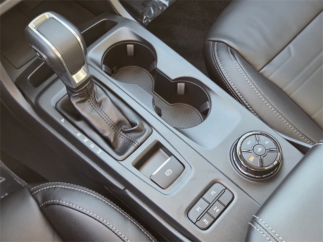 New 2025 Ford Ranger Lariat 4D Crew Cab