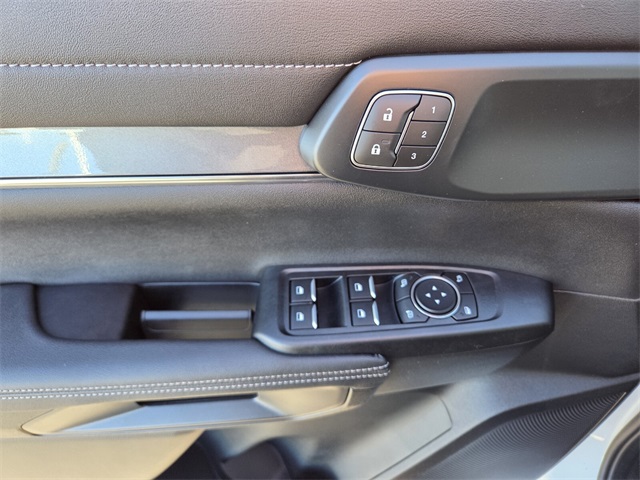 New 2025 Ford Ranger Lariat 4D Crew Cab