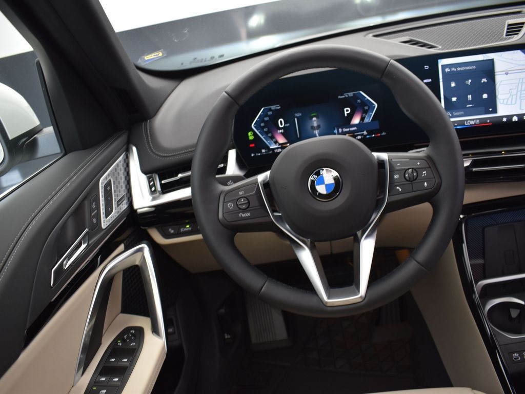 2025 Mineral White Metallic BMW X1 xDrive28i AWD SUV