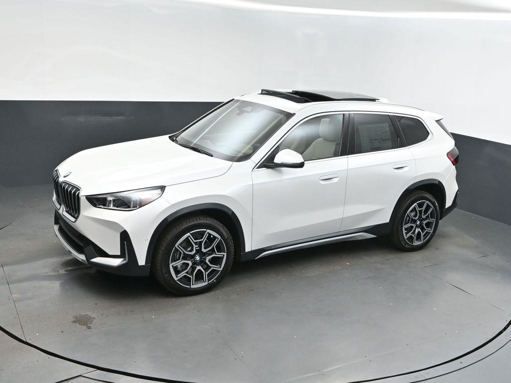 2025 Mineral White Metallic BMW X1 xDrive28i AWD SUV