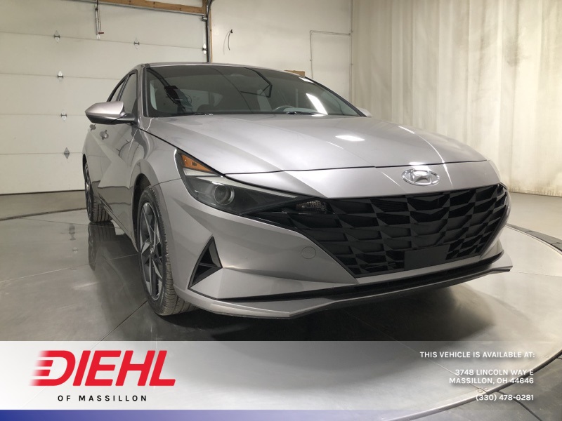 Used 2023 Hyundai Elantra Sedan