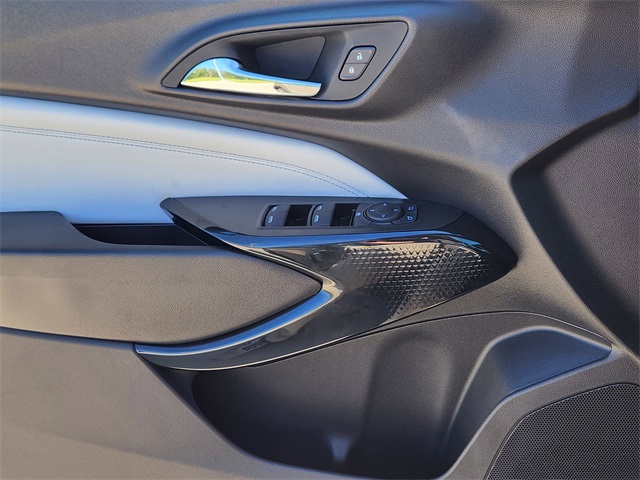 2025 Cypress Gray Chevrolet Trax LT FWD SUV