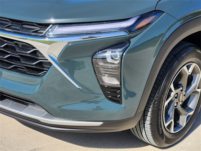 2025 Cypress Gray Chevrolet Trax LT FWD SUV