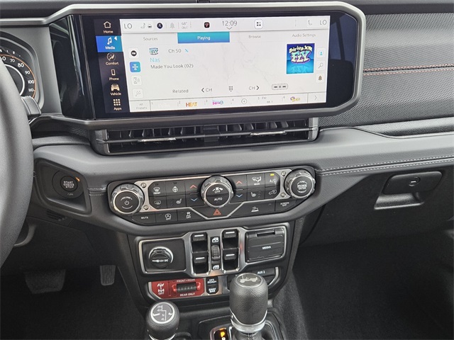 2025 Jeep Wrangler 4-Door Rubicon 4x4