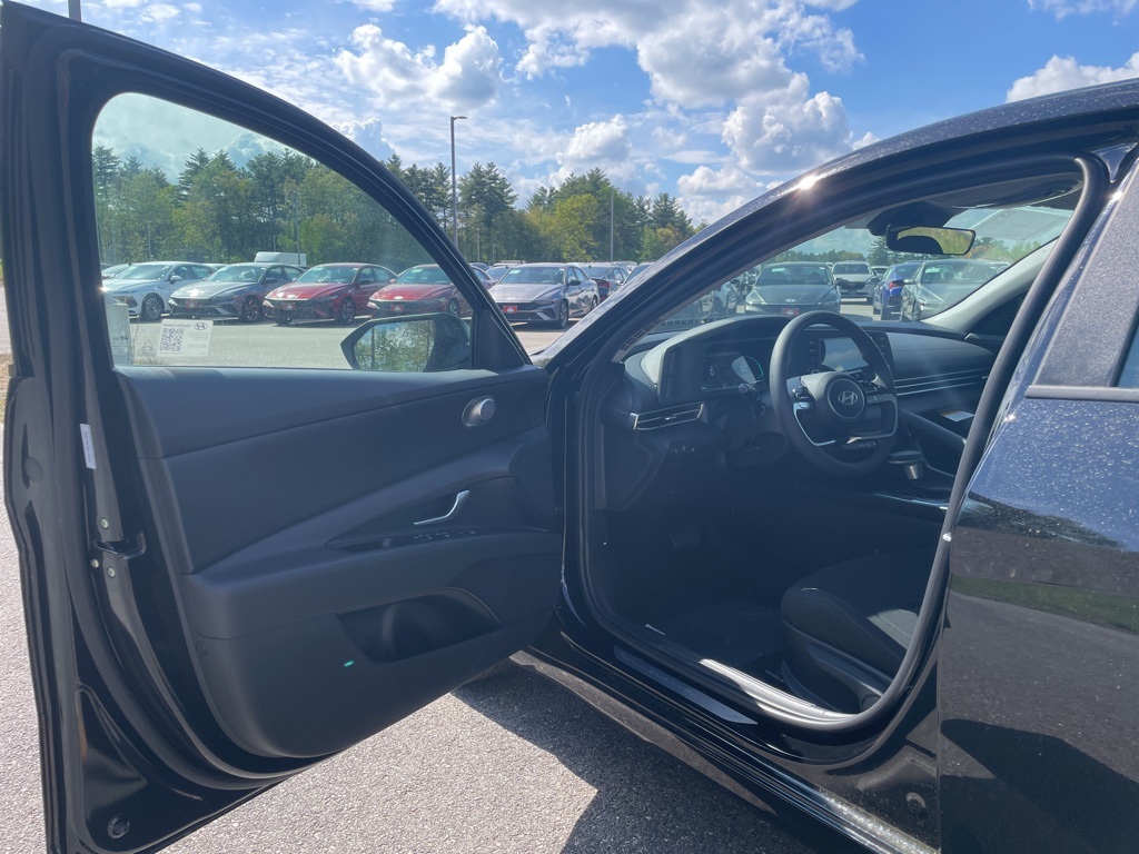 Elantra Hybrid Blue