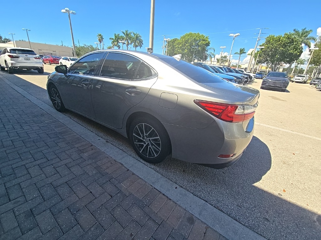 2018 Lexus ES 350 photo 7