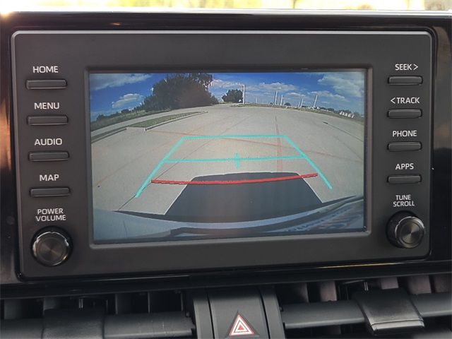 2019 Toyota RAV4 LE photo 18