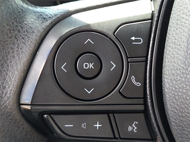 2019 Toyota RAV4 LE photo 22