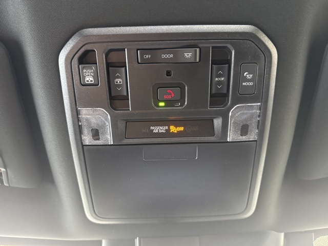 2026 Toyota Tundra Platinum CrewMax photo 13