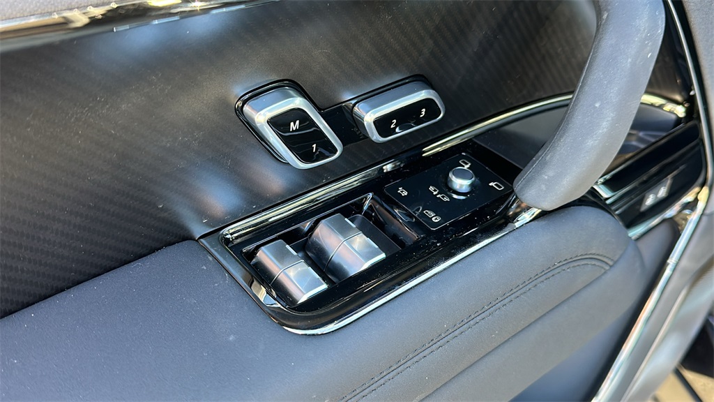 new 2025 Land Rover Range Rover Sport car, priced at $187,925