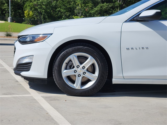 2024 Summit White Chevrolet Malibu LT FWD Sedan
