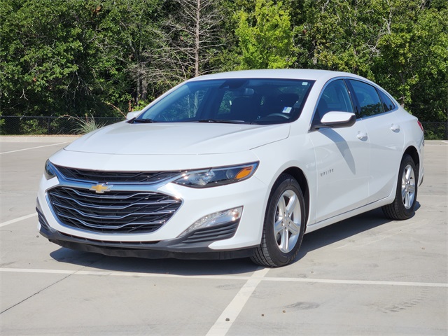 2024 Summit White Chevrolet Malibu LT FWD Sedan