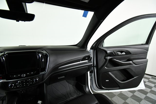 2023 Chevrolet Traverse RS photo 18
