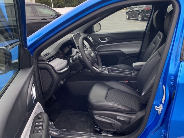 new 2026 Jeep Compass car, priced at $24,220