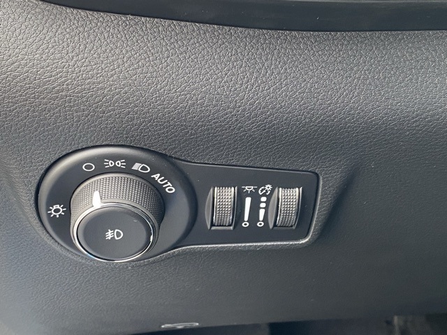 new 2026 Jeep Compass car, priced at $24,220