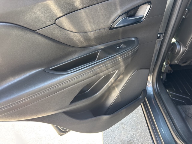 2017 Buick Encore Preferred photo 9