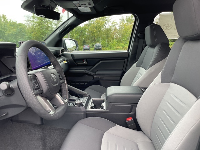 2025 Toyota Tacoma TRD Off-Road Double Cab photo 10