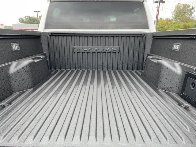 2025 Toyota Tacoma TRD Off-Road Double Cab photo 19