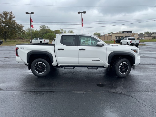 2025 Toyota Tacoma TRD Off-Road Double Cab photo 6