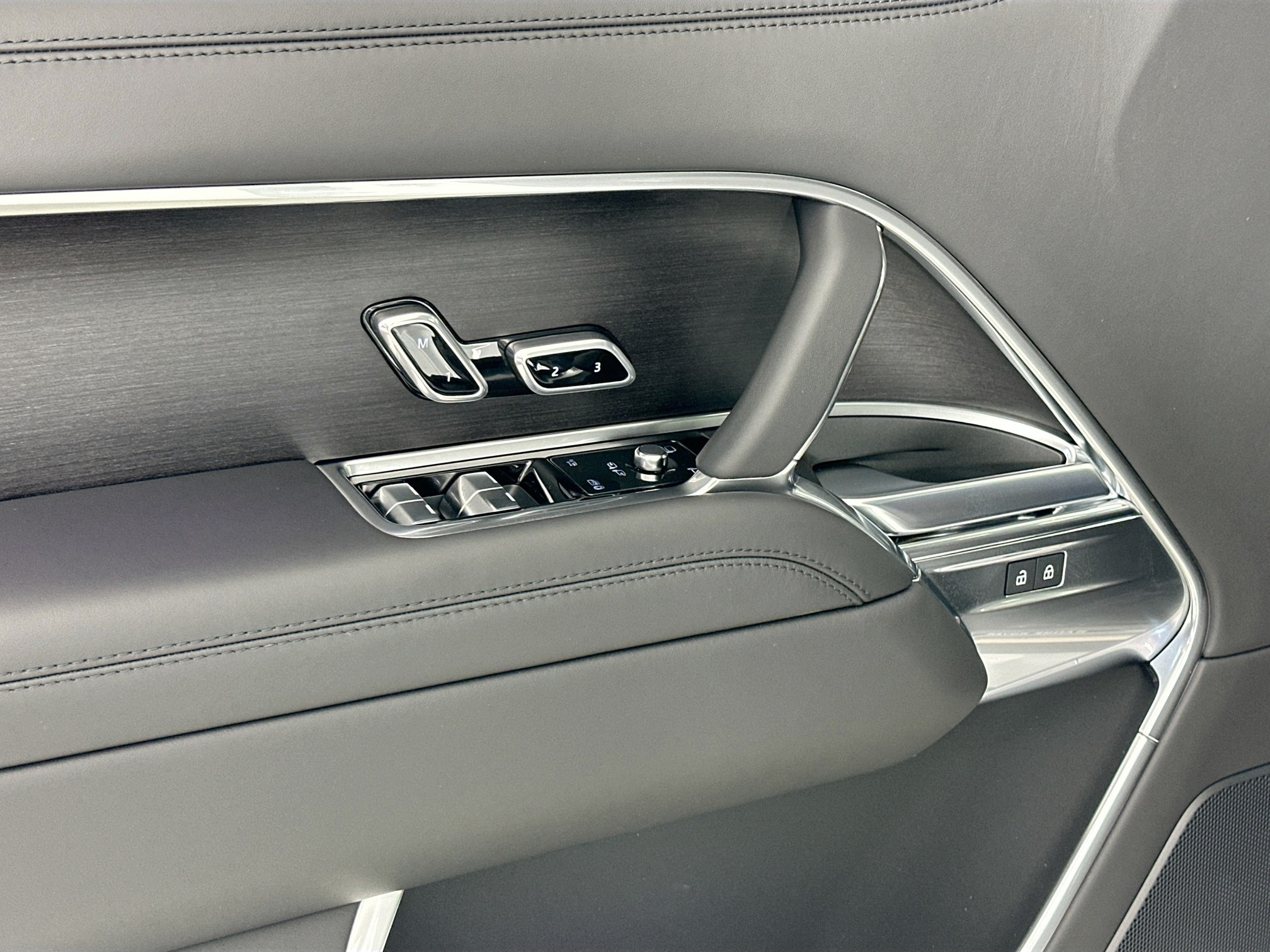 new 2025 Land Rover Range Rover car, priced at $148,245