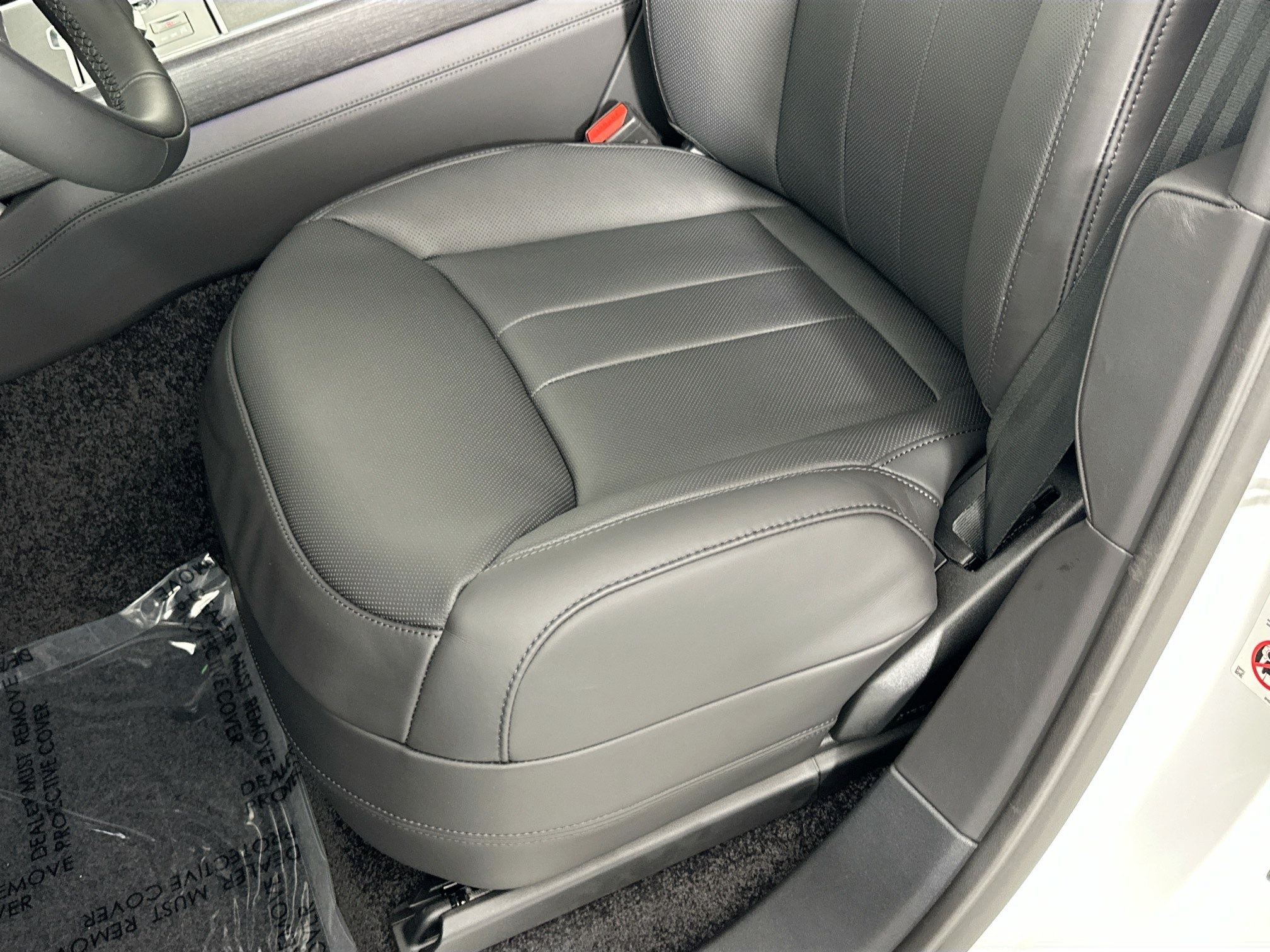 new 2025 Land Rover Range Rover car, priced at $148,245