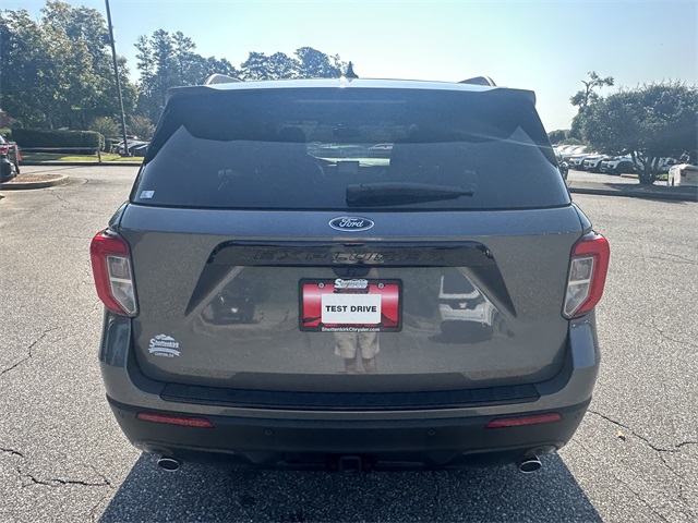 2024 Ford Explorer ST-Line photo 4