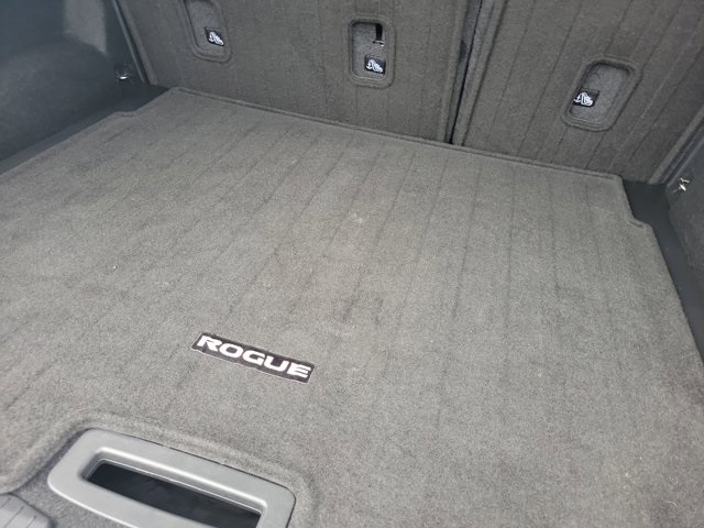 2023 Pearl White Tricoat Nissan Rogue SV FWD SUV