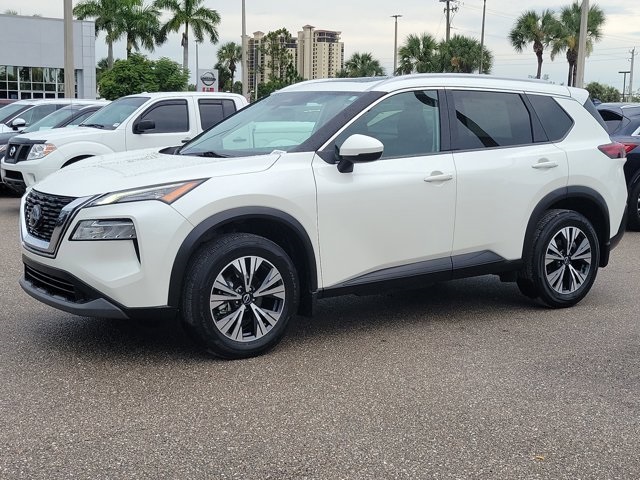 2023 Pearl White Tricoat Nissan Rogue SV FWD SUV
