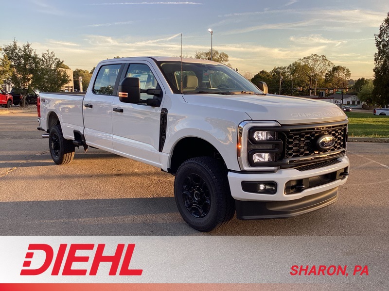 2026 Ford F-350 Super Duty XL's photo